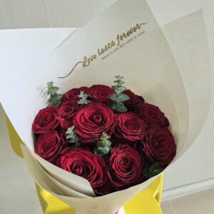 H056 (กุหลาบแดงนอก 20ดอกห่อกระดาษเเข็งพิมพ์ลายลาย)