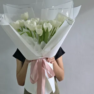 T005 ช่อทิวลิปขาว 15 ดอก
